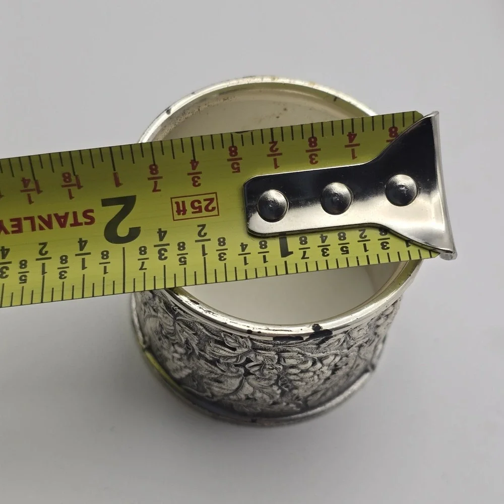 Vintage‎ F.B. Rogers Silver Co. Grape Vine Napkin Rings Set of 4 F-996 Japan